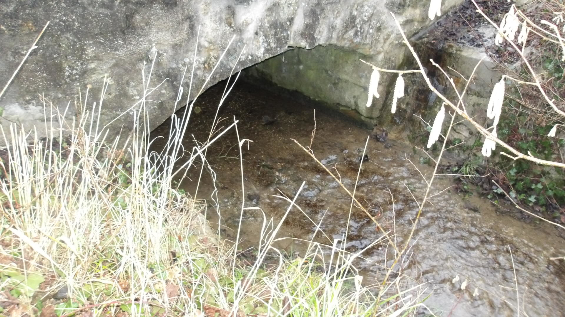 Ocquerre — Passage en tunnel sous la D 102