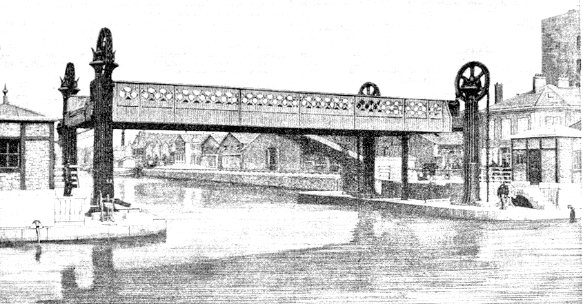 Le pont de la rue de Crimée après sa construction, en position haute